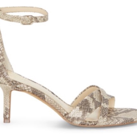 NEW Vince Camuto Snakeskin Heels - Picture 2 of 5